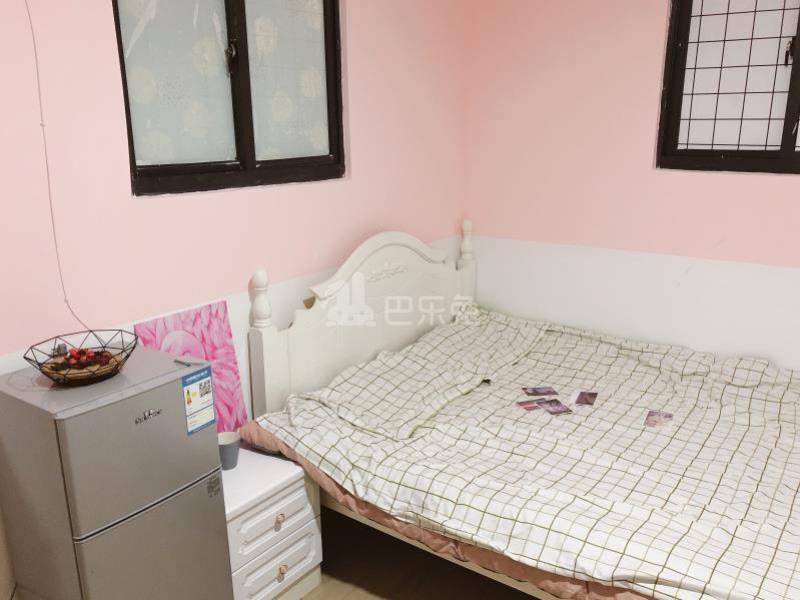 E+青年公寓（乐购店）4275013卧室图3