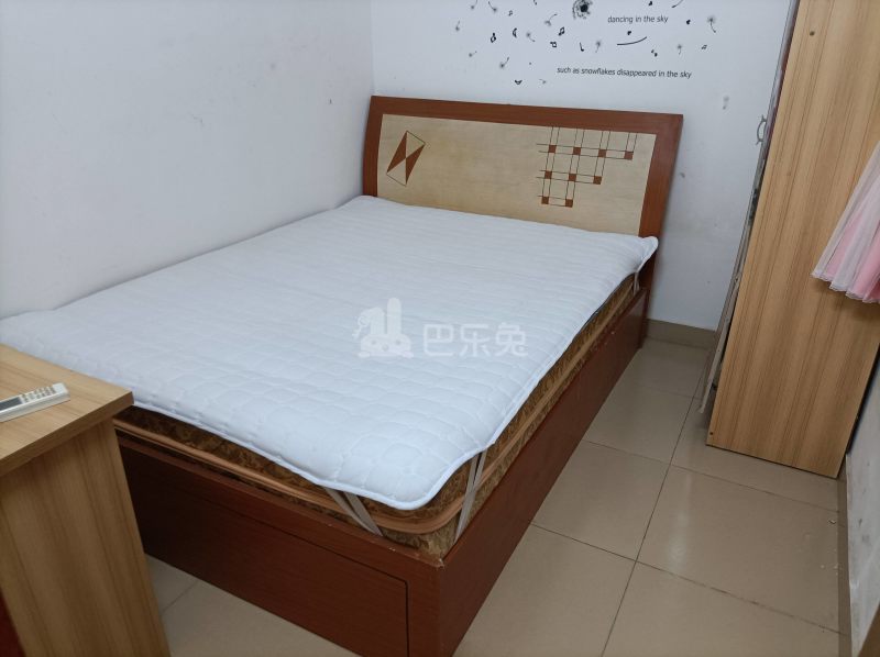 龙洞村龙洞西街华光8巷1号4284821卧室图0