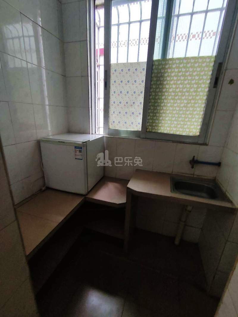 江夏村松猫岭十巷十二号4306567厨房图8