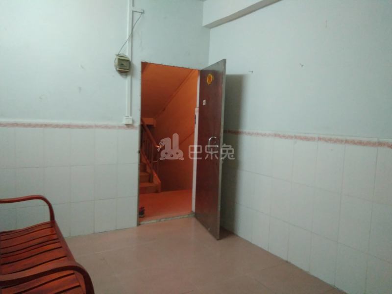 江夏村西头塘北四巷九号之二4307118客厅图6