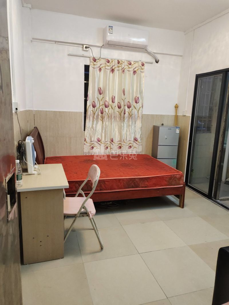 黄村庙元二巷5号4307261卧室窗户图8