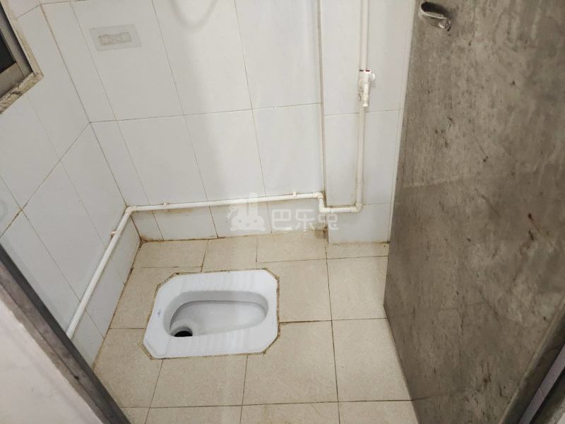 黄村莲溪里上一巷一横3号4323770卫生间图5