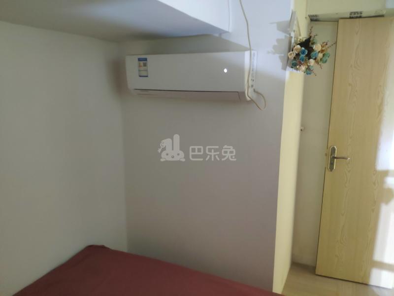 百合白领公寓（礼村洪昌工业路40号）4330027卧室图2