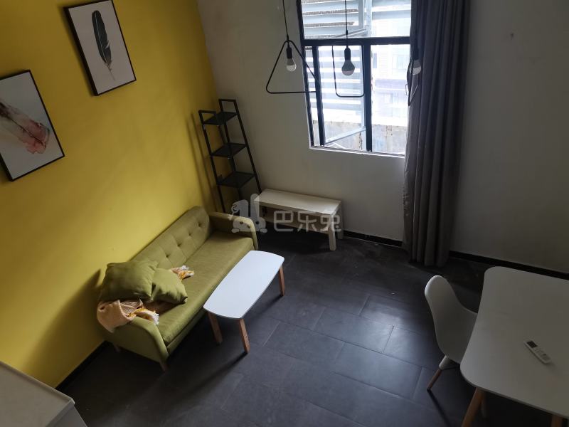 百合白领公寓（礼村洪昌工业路40号）4330072客厅图5