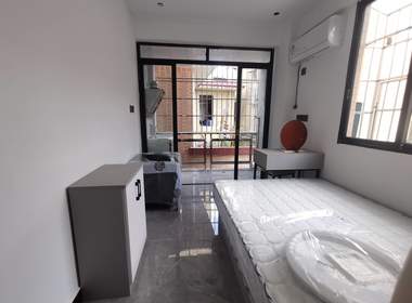 小熊公寓（大山村沙涌坊南大街30号之一） 1室0厅1卫