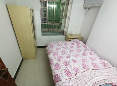 永泰南二街4号 1室1厅1卫