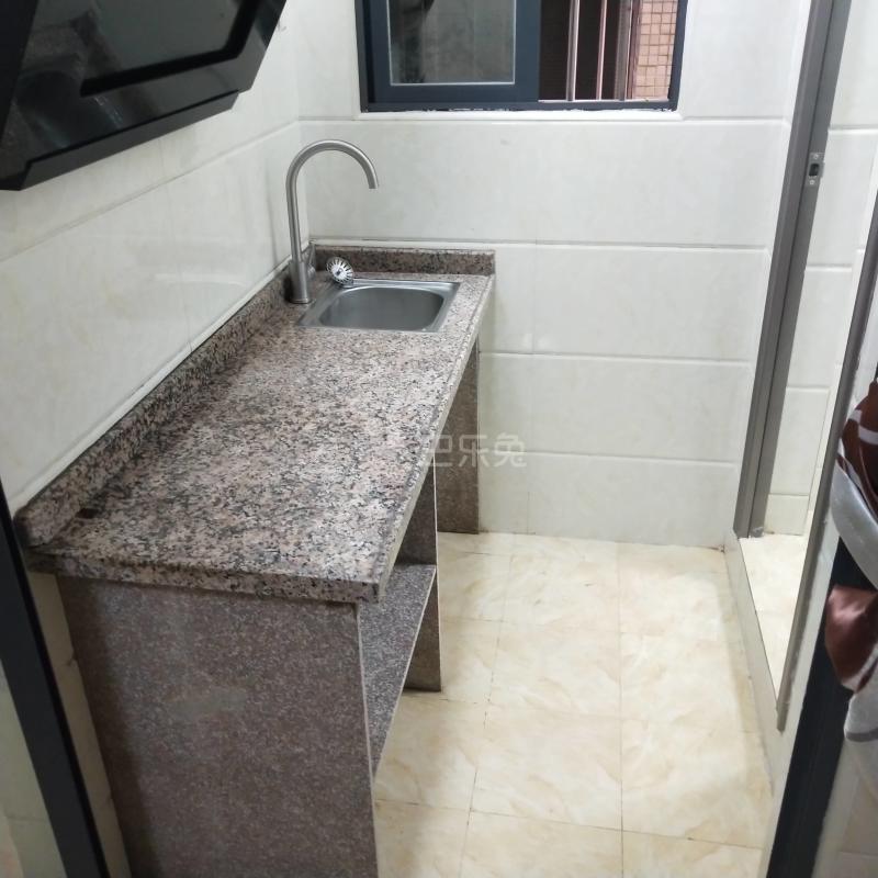 望岗村上胜东街北六巷4号4391955厨房图5