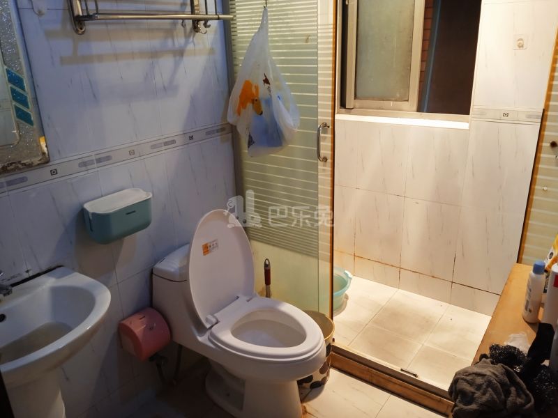 航华新苑4392660卫生间图9