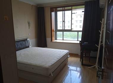 航华新苑 3室1厅1卫