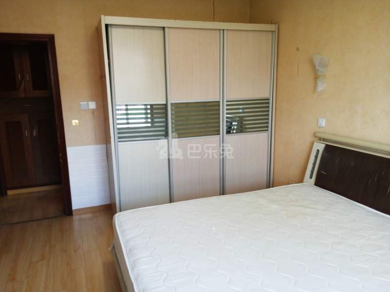 航华新苑4392660卧室图3