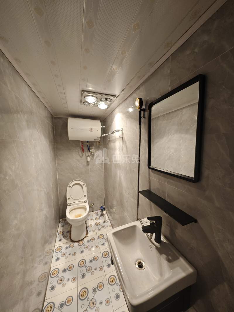 古桐二村4425491卫生间图15