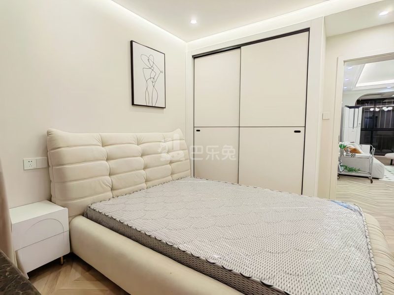 中远两湾城（中潭路99弄）4446675卧室图2