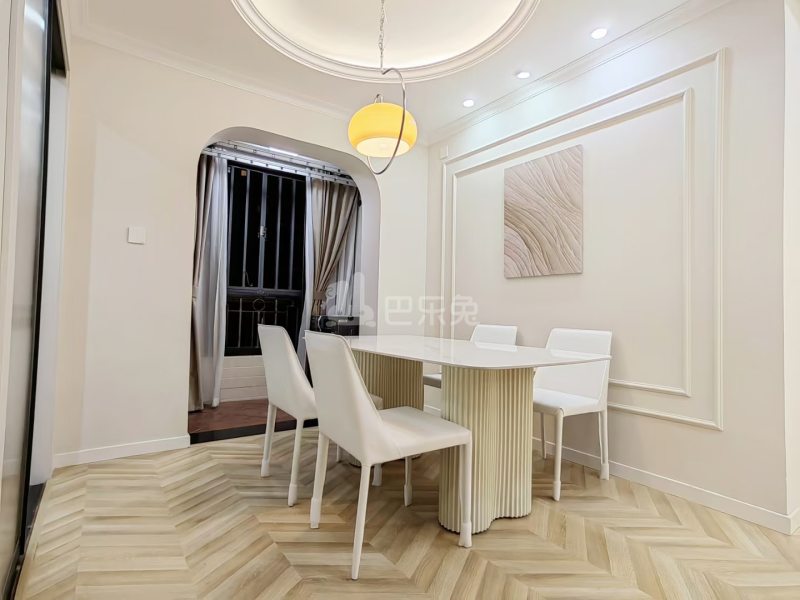 中远两湾城（中潭路99弄）4446675客厅图5