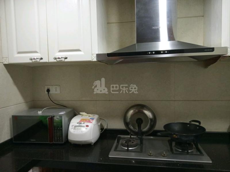 中远两湾城（中潭路99弄）4446675厨房图8