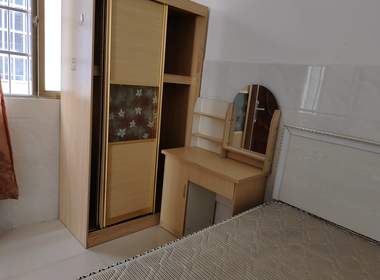 同心公寓（嘉禾望岗塘田街14号） 1室1厅1卫