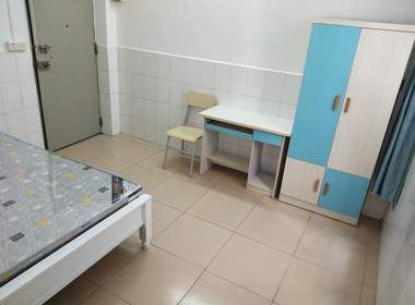 黄村莲溪里上五巷6-1号 