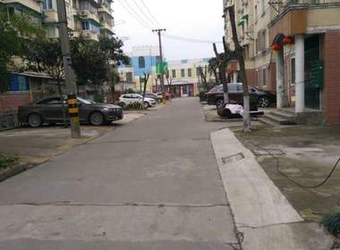 共富二村 3室2厅1卫