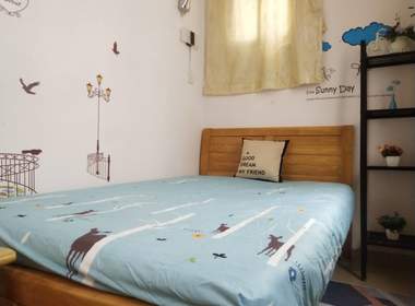 百合白领公寓（兴华街道黄猄坳上街70号） 1室0厅1卫