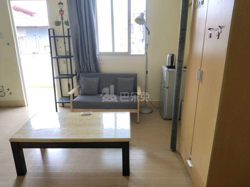 百合白领公寓（兴华街道黄猄坳上街70号）4471435客厅图3