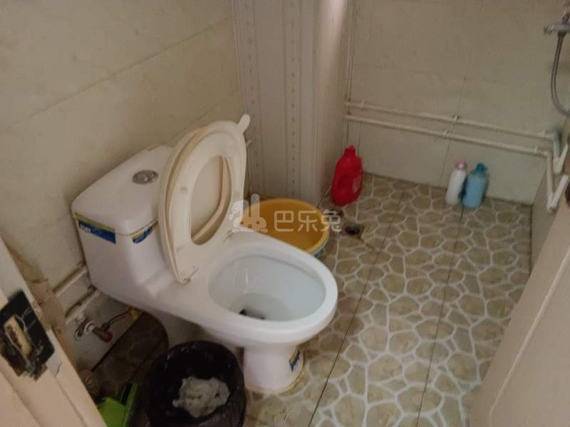 徐泾北城欣沁苑东区1089704卫生间图13