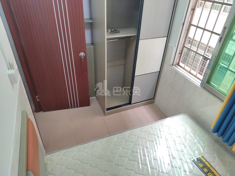 石溪村永宁街东八巷1号4475661卧室图7