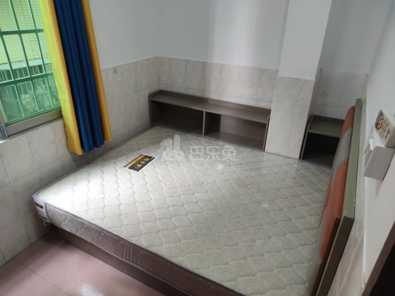 石溪村永宁街东八巷1号4475661卧室图0