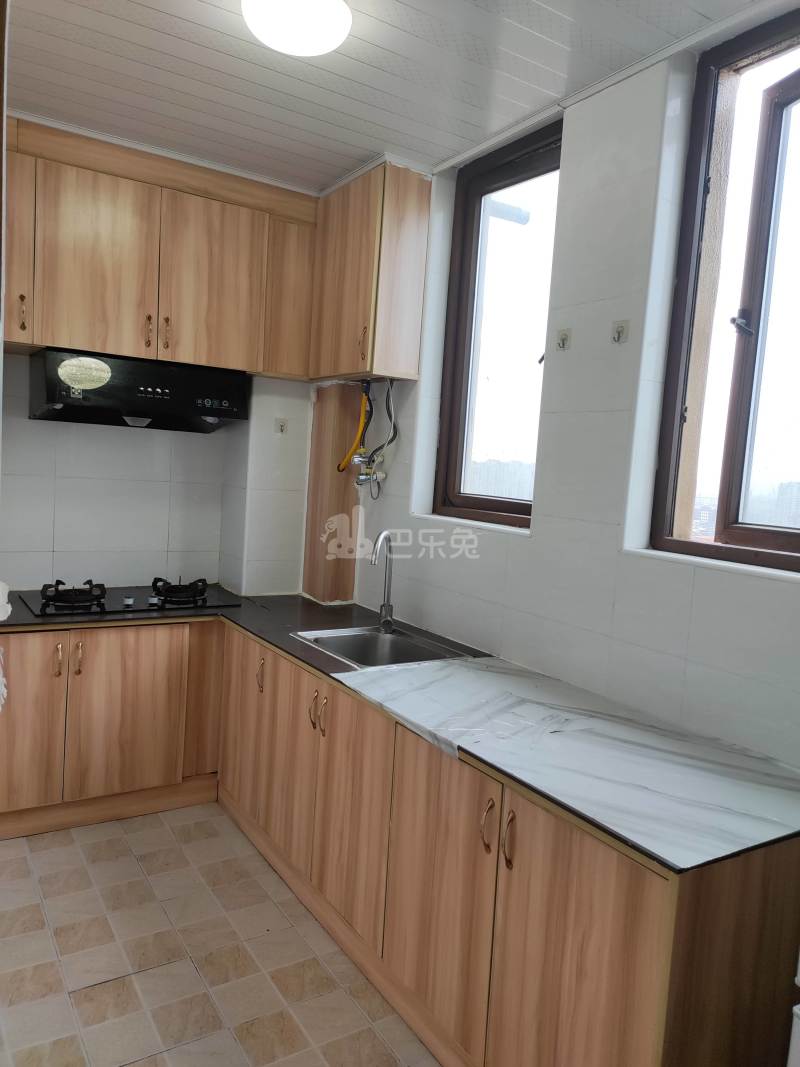 同润山河小城（同润菲诗艾伦）4494199厨房图5