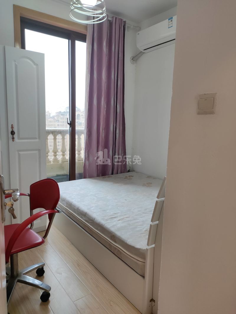 同润山河小城（同润菲诗艾伦）4494199卧室图1