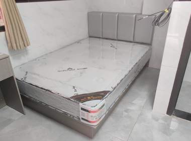 龙洞环村北街49号 