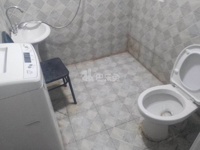 华沁家园4504908卫生间图8