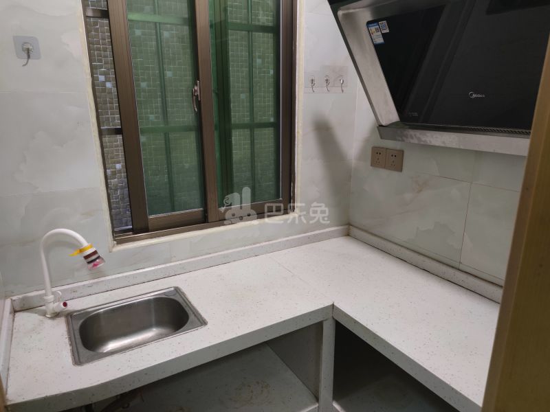 望岗村濠边街七巷8号4512237厨房图4