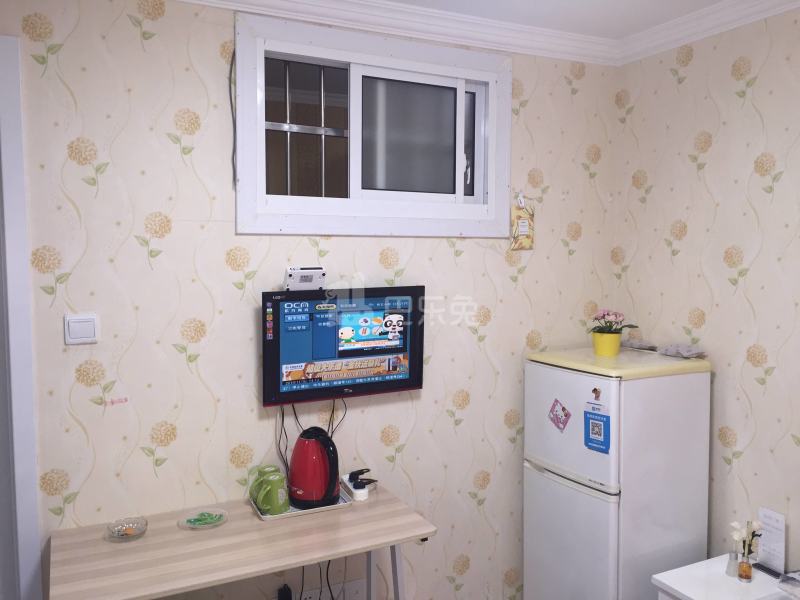 微客居公寓（幸运府邸小区店）4514257卧室图2