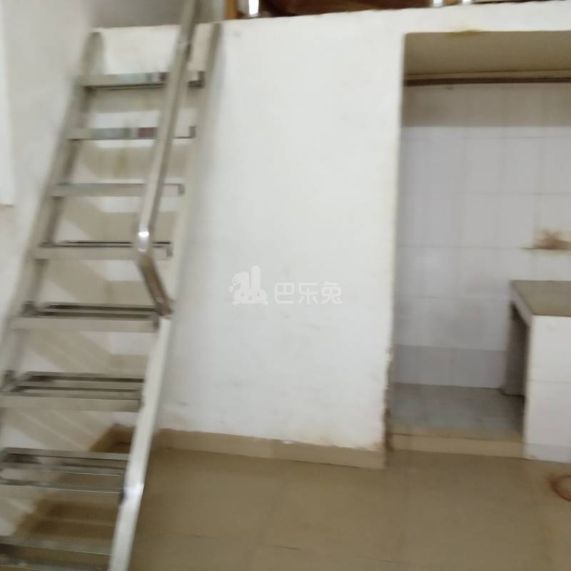 植村三路二巷8号4519263卧室图3