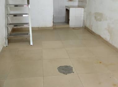 植村三路二巷8号 