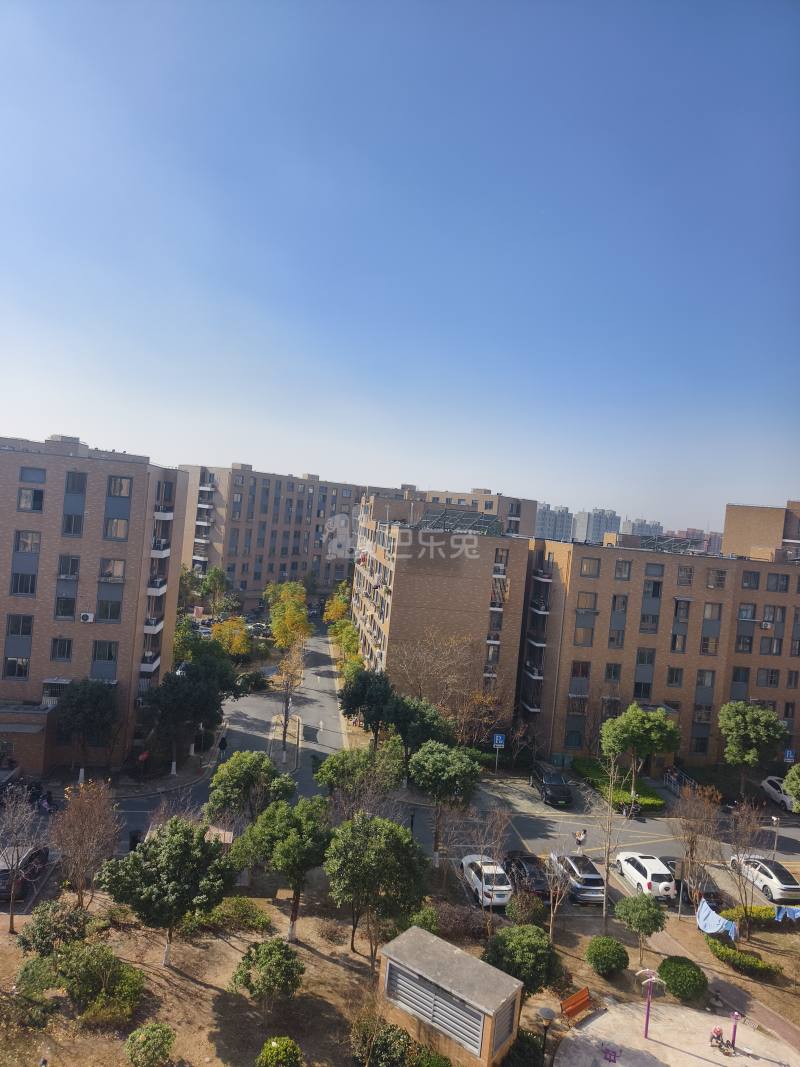 佘北家园茸绣苑4521363周边环境图9