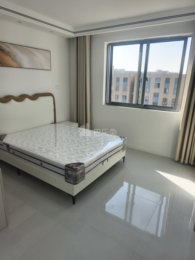 佘北家园茸绣苑4521363卧室窗户图10