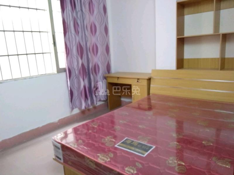 龙洞村龙洞东街一巷7号4534776卧室图0