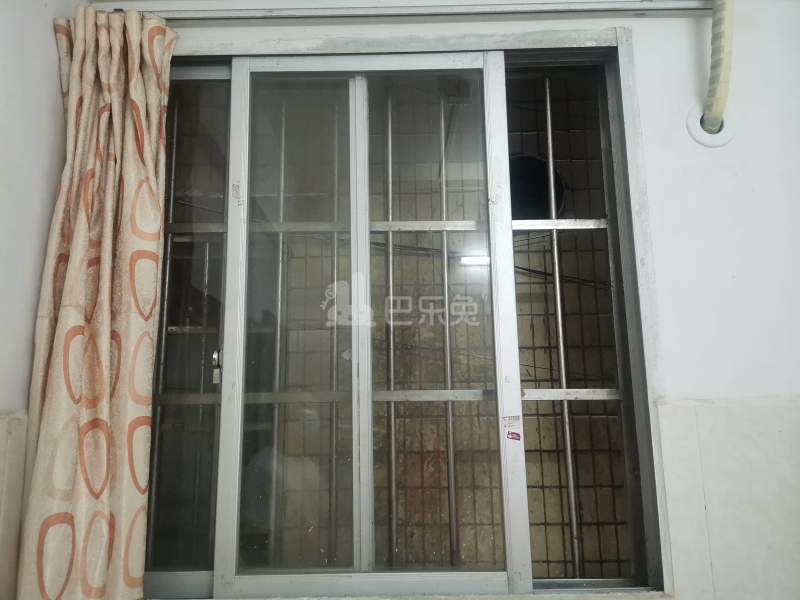 棠东龙门东街四巷1号-棠东村4542964卧室窗户图9
