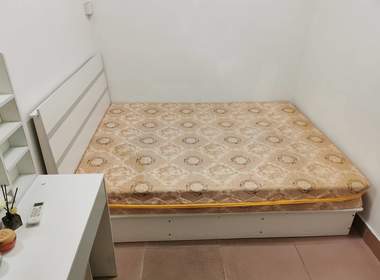 金领公寓（嘉禾望岗百花岭北街一巷1号） 1室1厅1卫