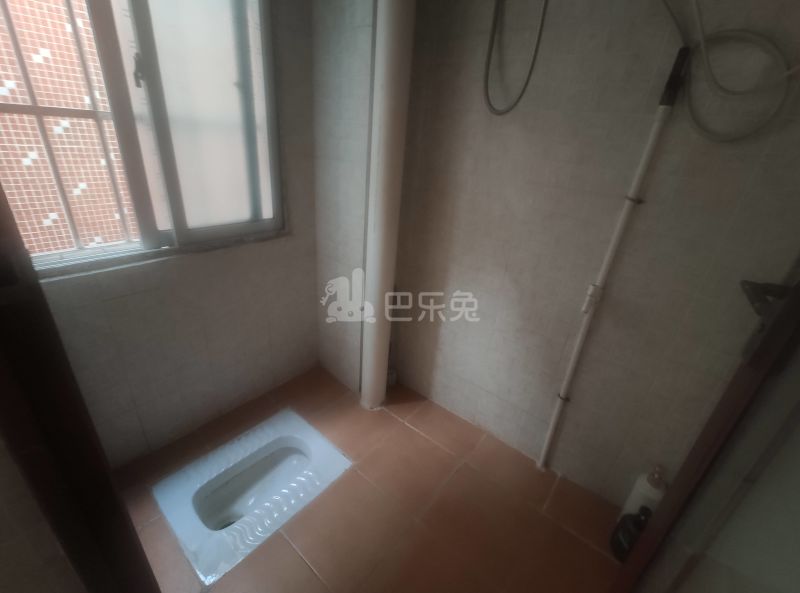 黄村南胜里下十巷4号4547717卫生间图25