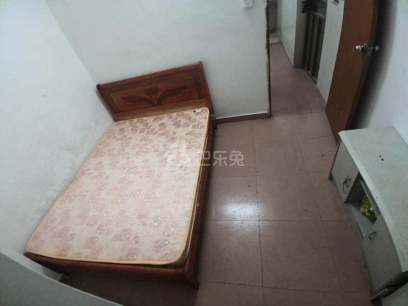 龙洞西街积善巷6号4553151卧室图1