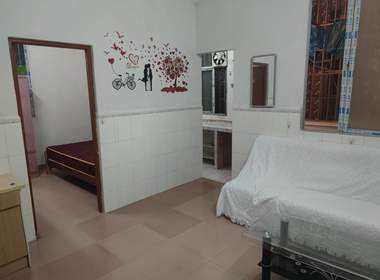 龙洞西街积善巷6号 1室1厅1卫