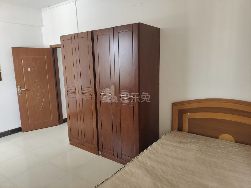 东圃忠泰大院D栋4553216卧室图7