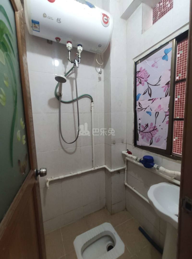 龙洞西街珠雅里一巷7号4553256卫生间图10