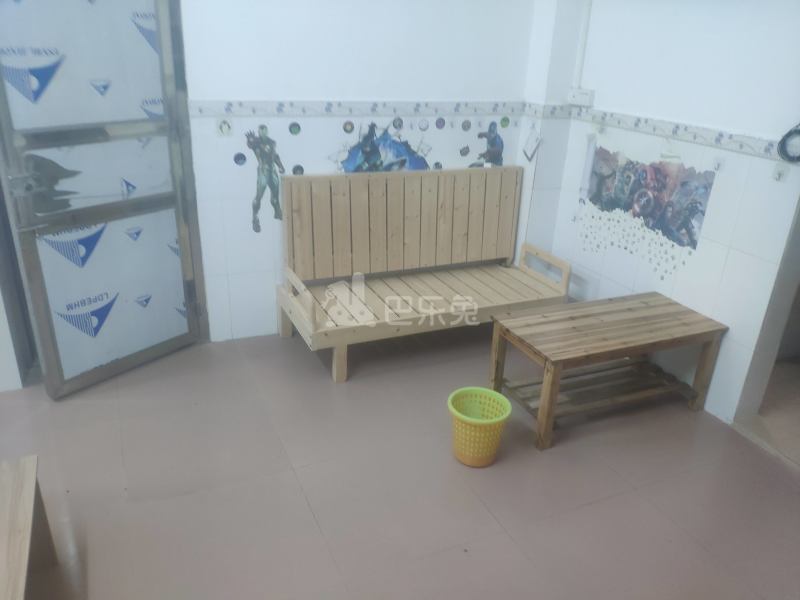 龙洞西街珠雅里一巷7号4553258客厅图8