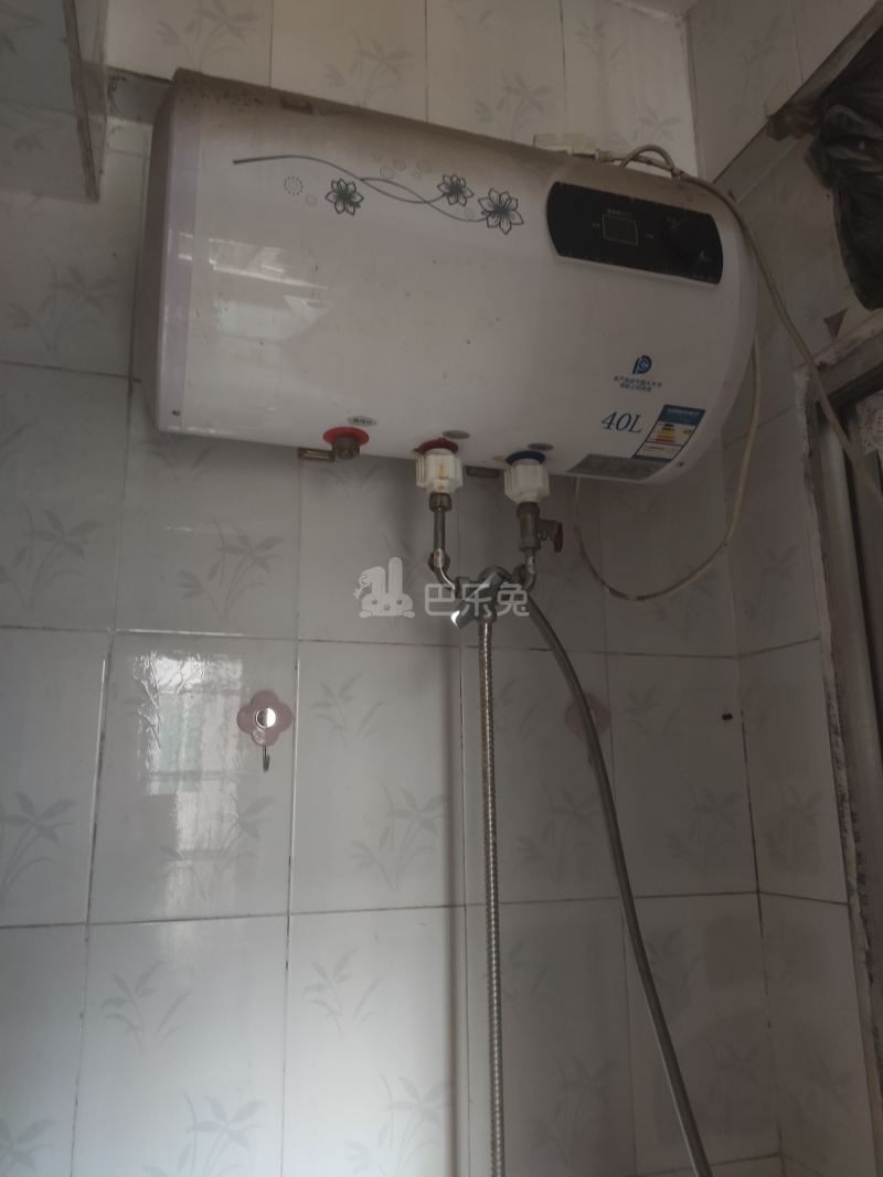 龙洞东街榕秀里16号4561430卫生间图6