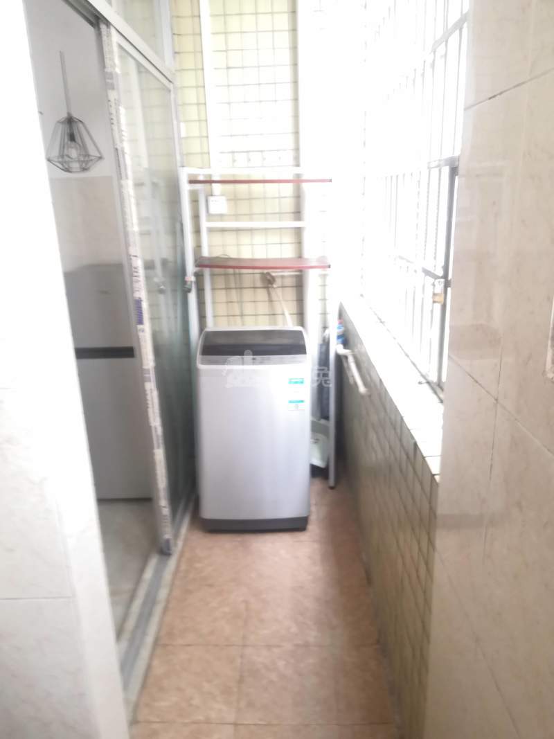 睿达公寓（石溪桥头新街一巷5号）4569871卧室窗户图14