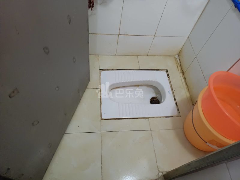 元岗和平巷5号4571510卫生间图4