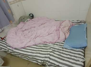 元岗和平巷5号 1室1厅1卫