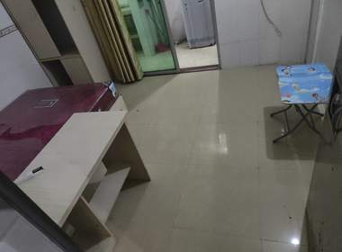 元岗和平巷5号 1室0厅1卫